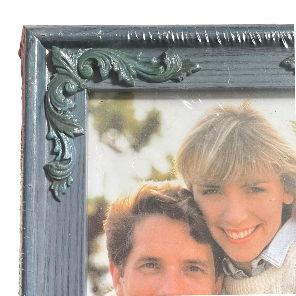 Ornate Wood Picture Frame Victorian Style Gesso Scrollwork Fits 5x7 Stand/hang